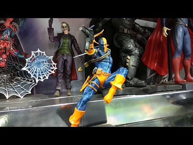 An amazing Deathstroke collectible at Nerd Arena.