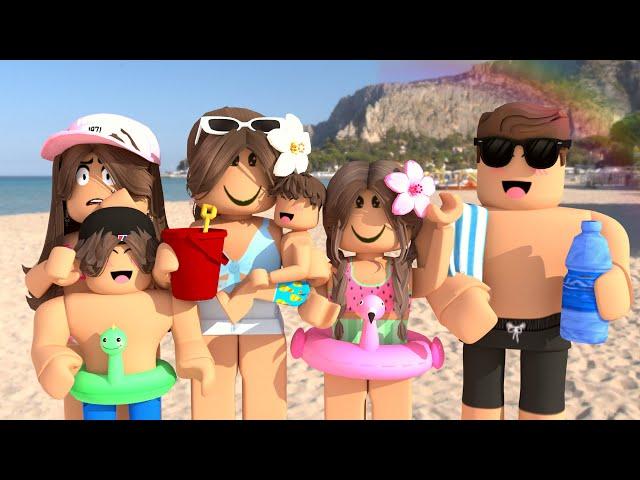 Family SUMMER MORNING ROUTINE! *SHARK ATTACK?* (Roblox Bloxburg Voice Roleplay)