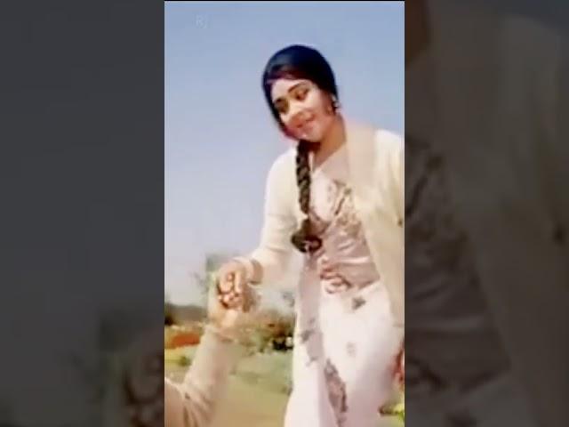 Rajendra Kumar️ vaijayanti mala best song tu hi to Mera ️ nail Gagan hai old is gold