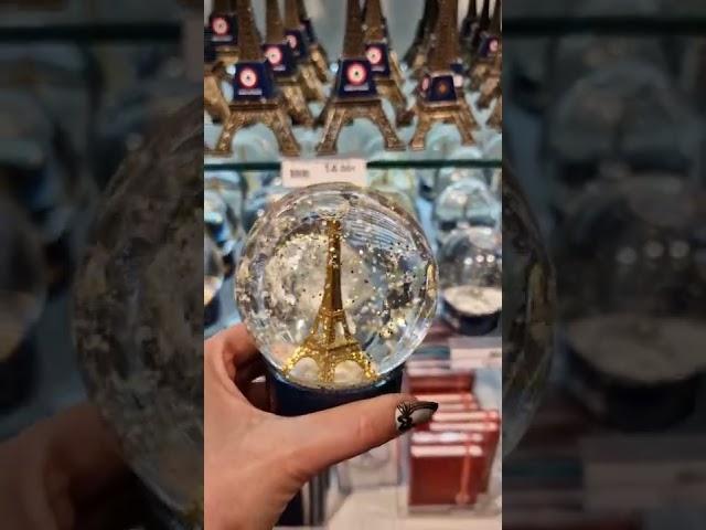 #short Eiffel Tower gift shop