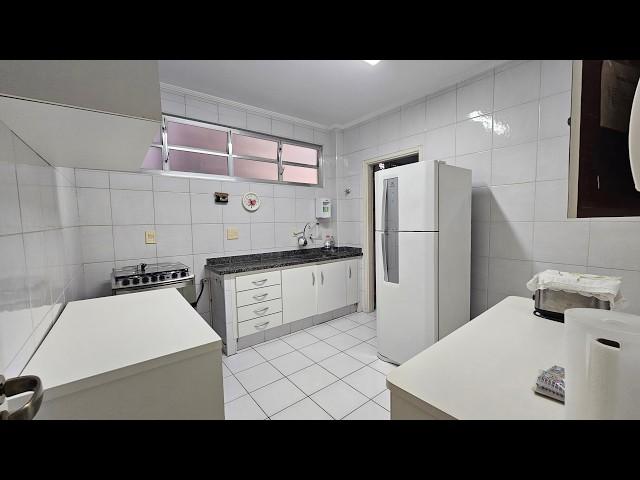 Raridade!  Venda de Apartamento com Vista Mar, 1 vaga por apartamento na Orla da Praia Santos.