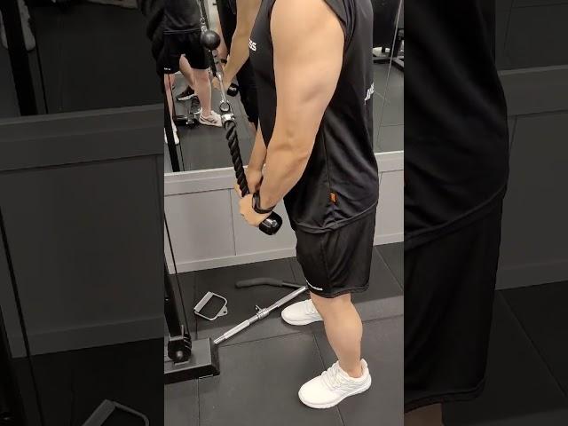 헬스남의 삼두운동 #shorts
