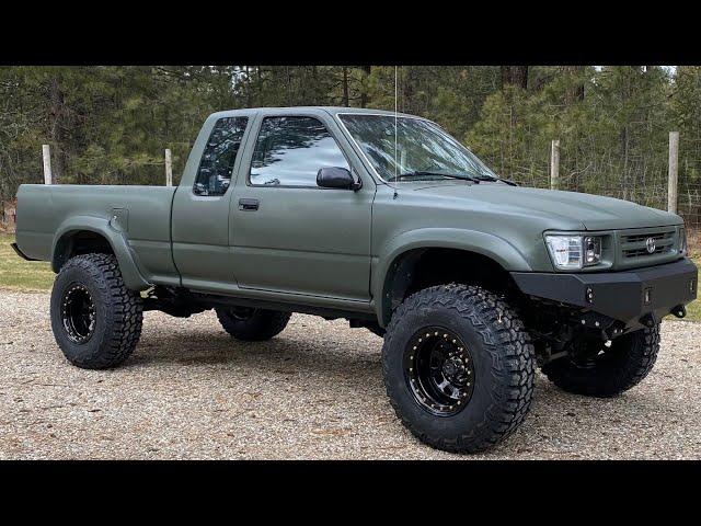 Incredible Transformation Of A 1990 Toyota Pickup!!!