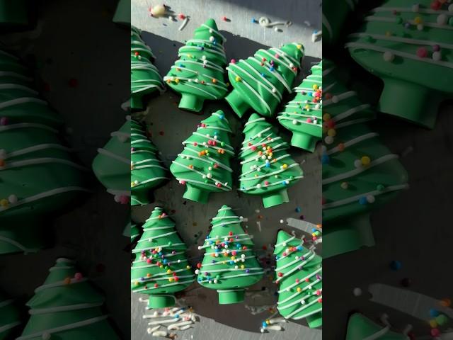 Christmas tree cookie gems!!  #christmascookies #christmasbaking