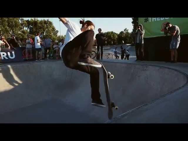 Победитель The BOWL Гоша Конышев (SKATE).