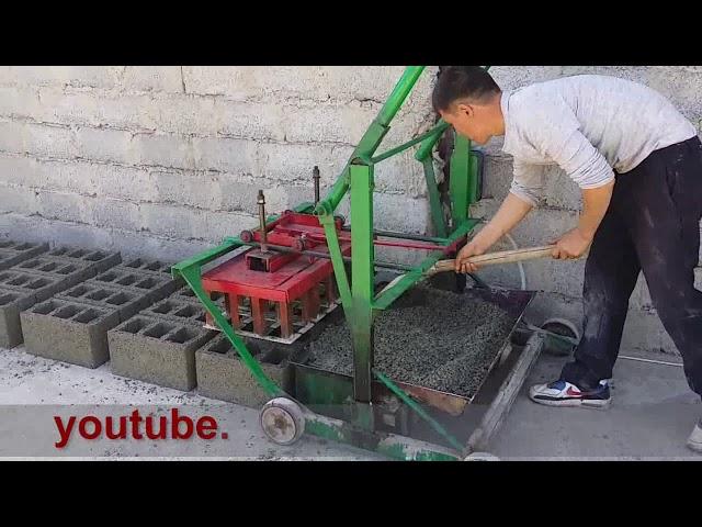 Production of cinder blocks (subtitles)