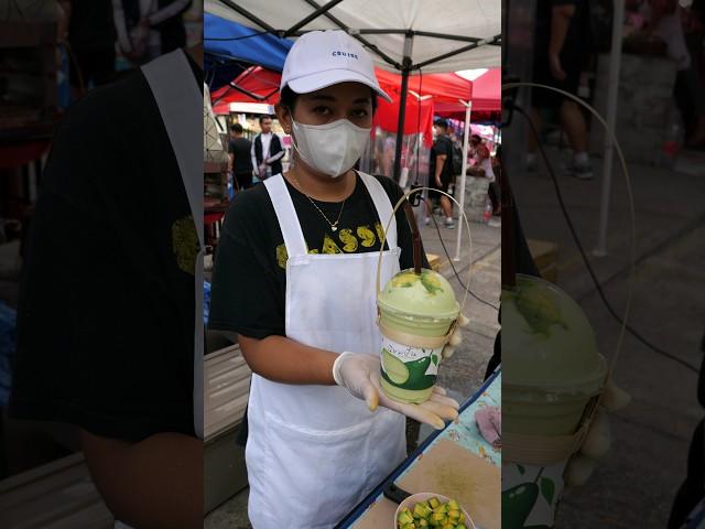 Do you like avocado? // Thai street food.
