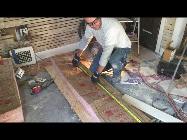 Installing Batt Insulation (Part 2 Bedroom Rehab)