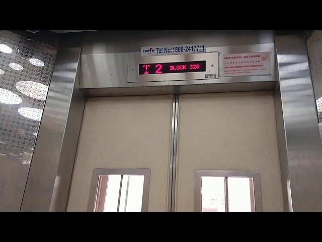 Fujitec lift at blk 328 Ang Mo Kio Ave 3