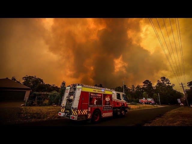 Snowy Monaro Mayor says a 'majority' of residents want to stay and protect properties