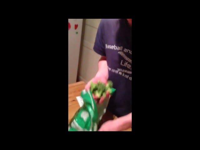 Broccoli Review (GONE WRONG) (IN THE HOOD)