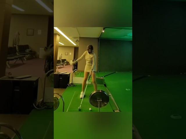 왼팔 펴기를 속성으로 알려주다니 대단하십니다....이세라 프로 | 골프여신 TV #shorts #golf #golfswing