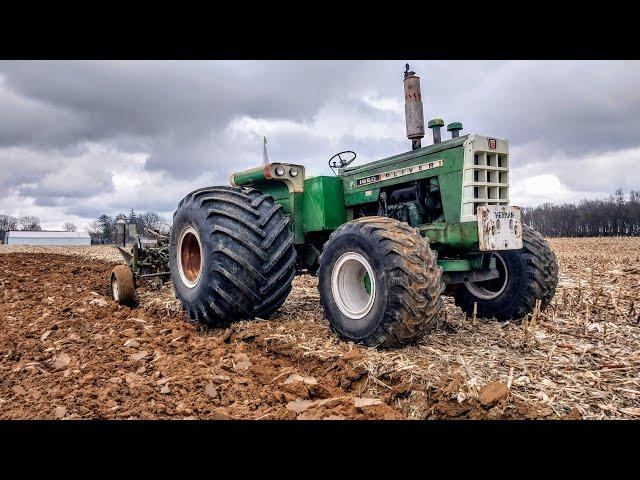 Plowing in February with Herman #detroitdiesel #plow #coldstart