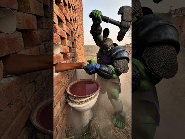 hulk agarró la mano de ese hombre