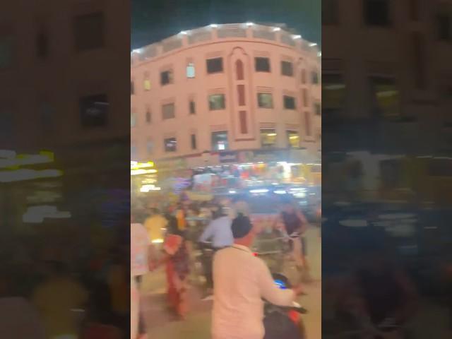 Aaj dukaan open karte hee coustmer aa gaye