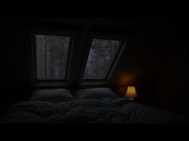 Thunderstorm in the loft bedroom - sleep for 3 minutes with rain on the roof and thunder all around