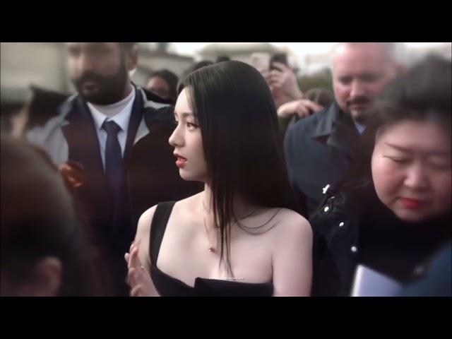 [周也] Zhou Ye is stunning arrival at Dior Paris Fashion Show