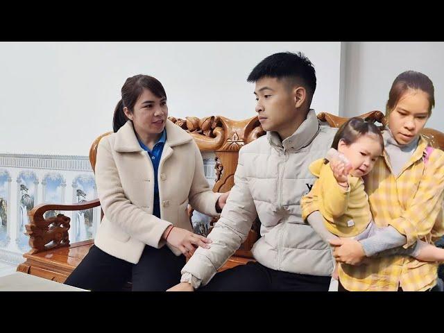 The pilot's mother returns and forces him to marry his friend's daughter.