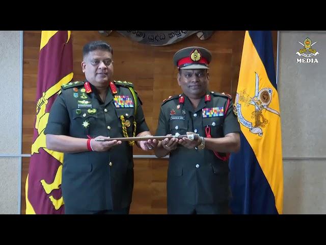 General Shavendra Silva, CDS & Comd Of the Army, Awarding Spl Batons to New Regt Appt on 29 Jan @AHQ