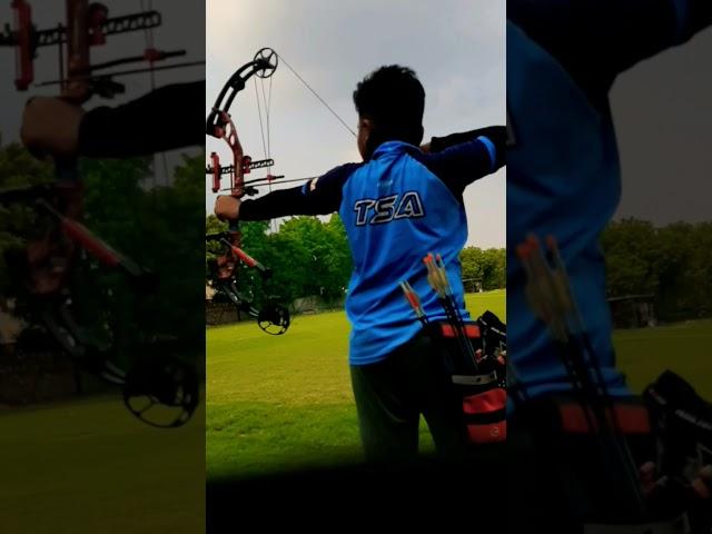 Compound bow shooting from 50m no pain no gain #youtube #archerylifestyle #archerylove #bowhunting