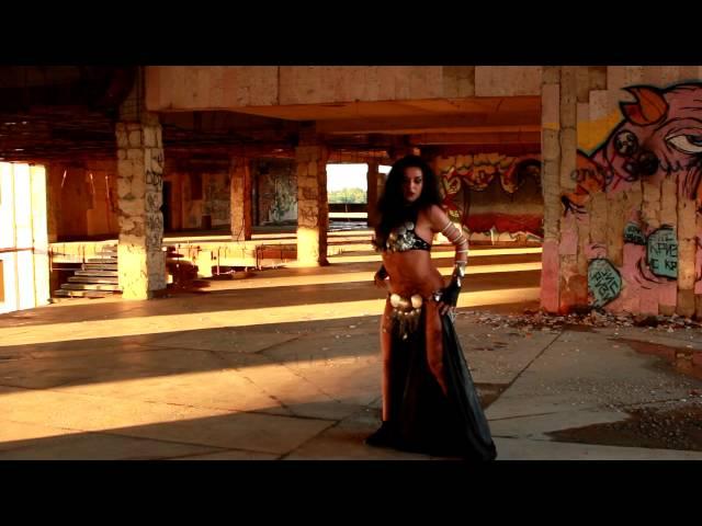 Diana Bastet Metal Belly Dance. Paranoid