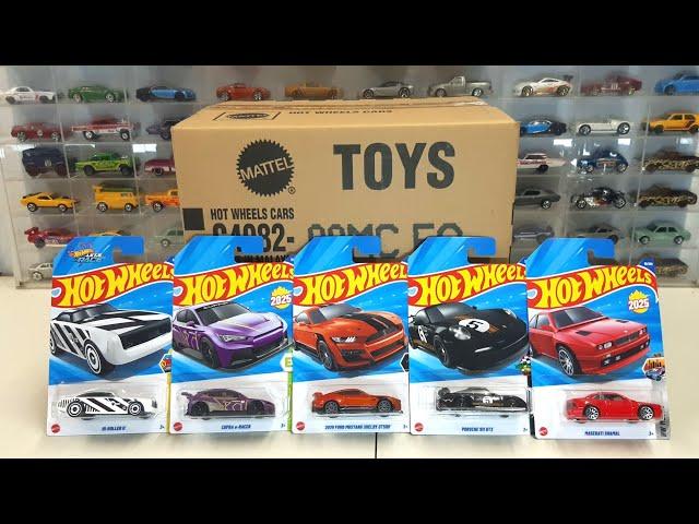 Unboxing Hot Wheels C Case 2025