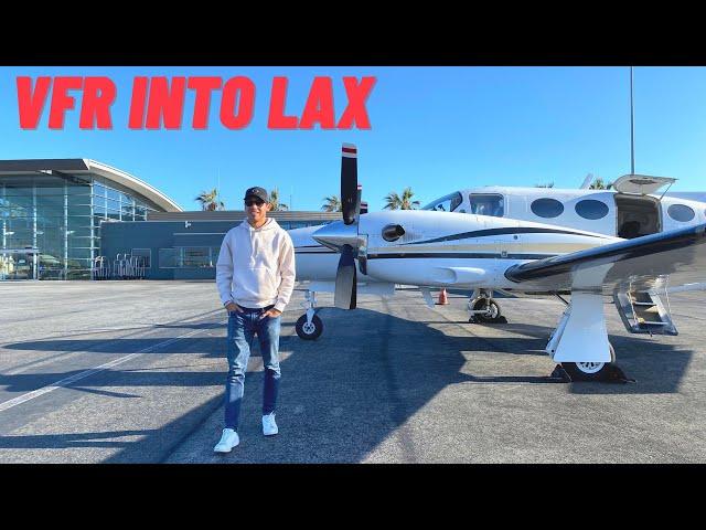 Flying VFR into LAX - One of the world's busiest Airports!