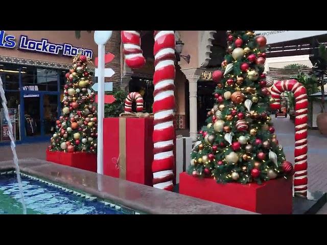 Irvine Spectrum Center Christmas Decor