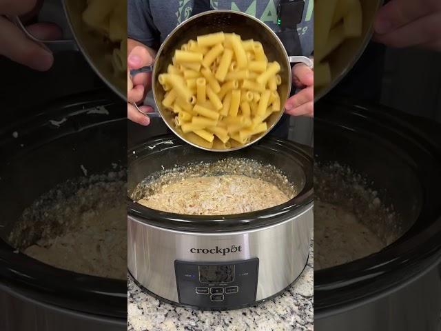 Crock Pot Garlic Parmesan Chicken Pasta 