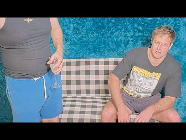 Luke & Kawan Laugh About Burt's Fake Muscles After Working Out With Him | Fishtank Season 3 | Day 29