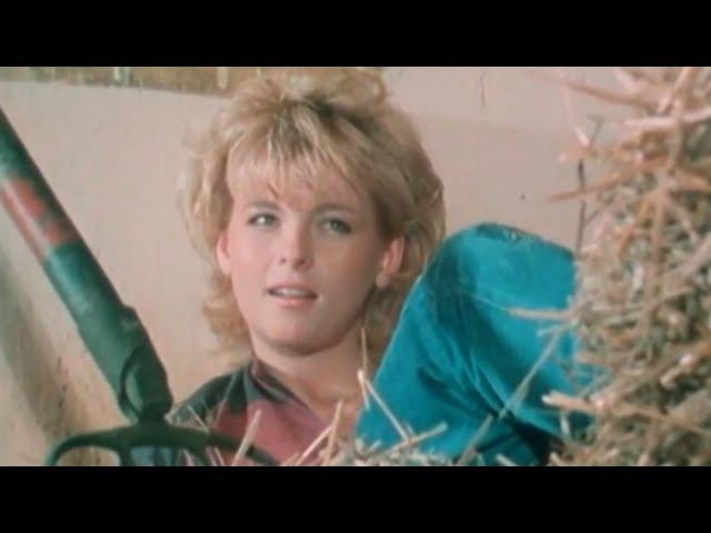 Iveta Bartošová | Léto | 1986 | Official video