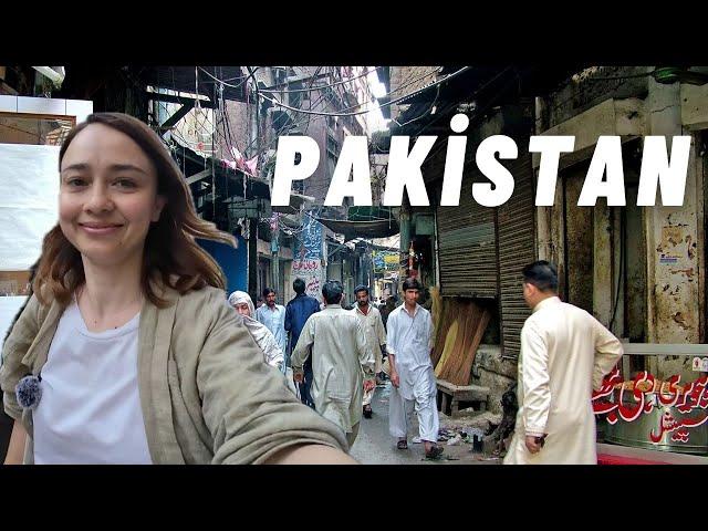 I am going to Pakistan As a SOLO FEMALE - My first days in Pakistan