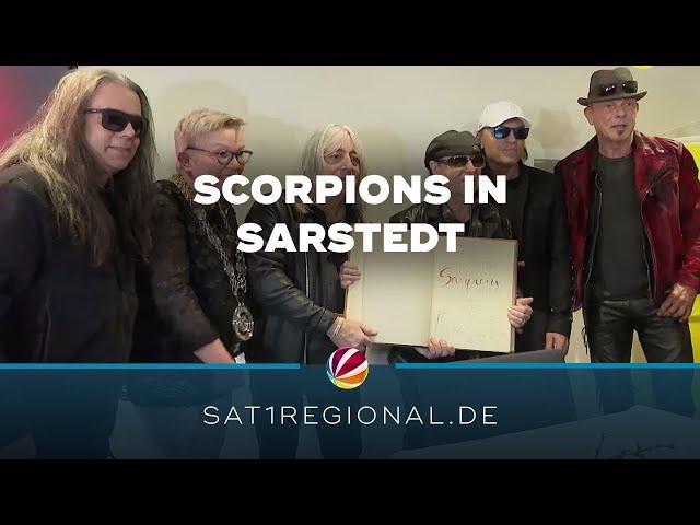 Scorpions tragen sich in das Goldene Buch in Sarstedt ein