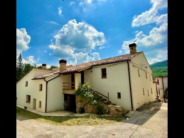 VIDEO TOUR Casa Pergolata - €299,000 - Sarnano (MC) - Le Marche ITALY