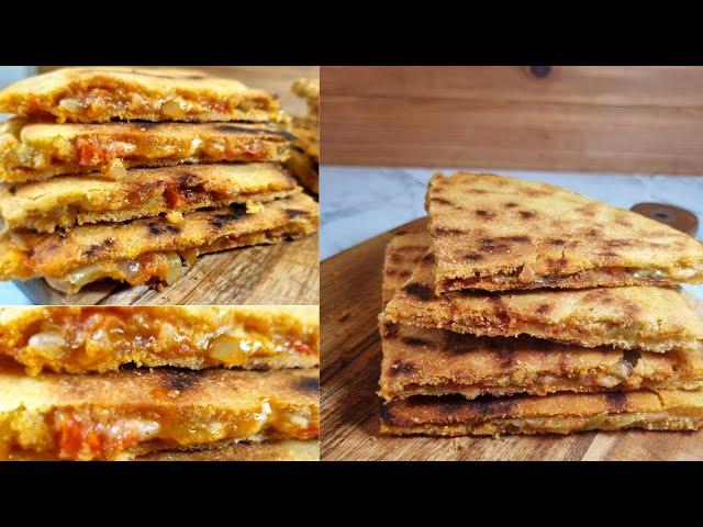 Algerian Kabyle stuffed bread /galette kabyle farcie /كسرة محشية