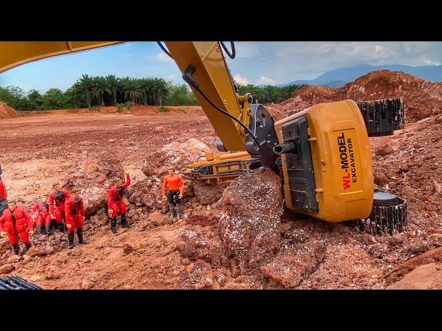 Story Line : (True Story) RC Excavator Crash & Accident On Landslide