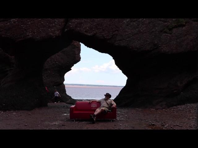 Red Couch Tour - Hopewell Rocks Park - Kevin Snair