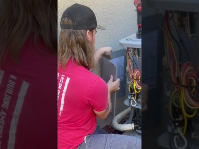 HOMEOWNER WHEN THEY CALL AN HVAC TECH | the “helicopter” #hvac #bluecollar #skilledtrades #hvaclife