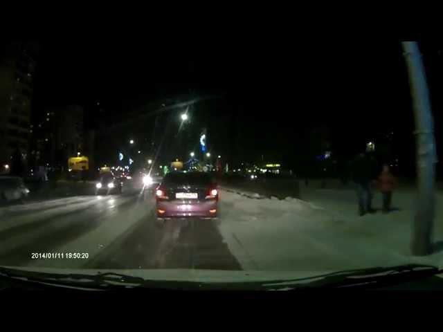 Пример видео с авторегистратора Panasonic CY-VRP110T (вечер)