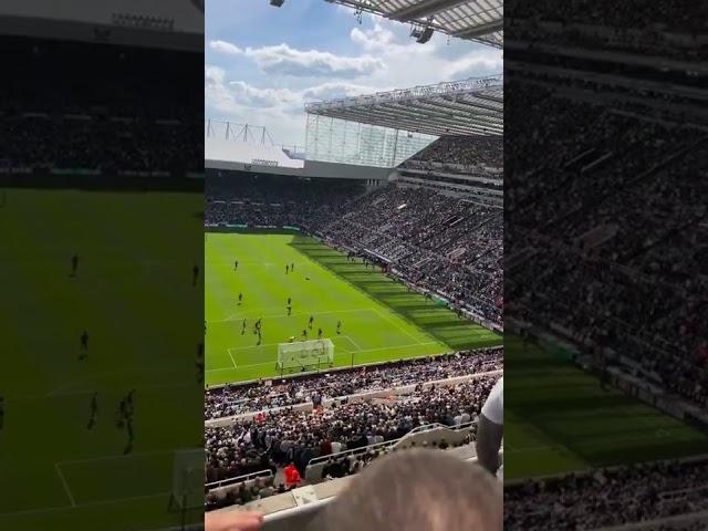 NABY KEITA LIVERPOOL DUMMY GOAL V NEWCASTLE .️