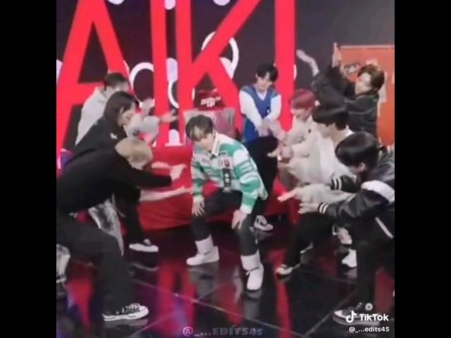 When its SLAY KIDS not Stray Kids. Twerk like there is no tomorrow  #skz #slaykids #gay #straykids