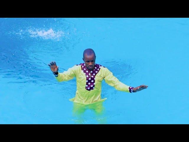 NATAKA NIKUINGIZE NDANI  YA YESU LATEST EMBARAMBAMBA SONG