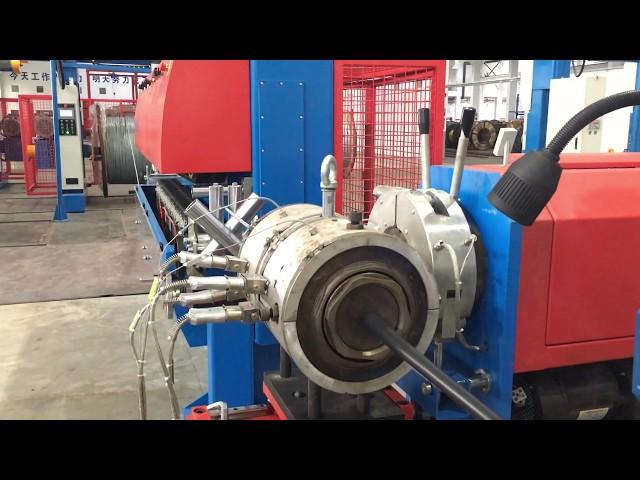 Cable sheathing extrusion line