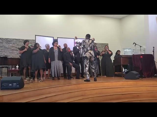 Power 2 Praise Concert // DeJaye & Xperience - "How Majestic Is Your Name" (Medley)