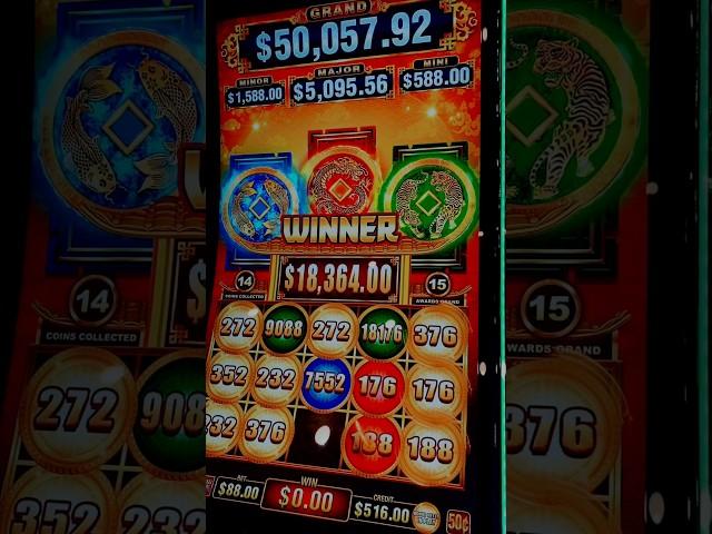 BIGGEST COIN TRIO JACKPOT EVER ON A HAYWIRE #casino #gambling #slots