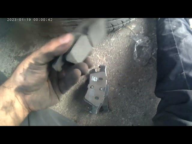 החלפת רפידות בלם אחורי למאזדה 5-mazda 5 rear brake pads replacement