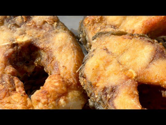 Жареный карп-пальчики оближешь! С хрустящей корочкой и сочный внутри!