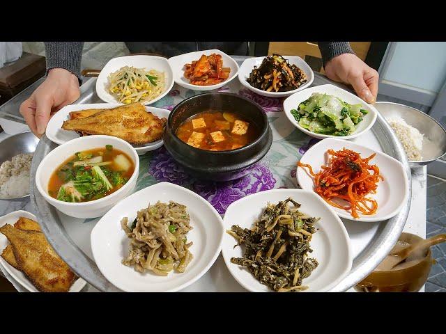 Famous restaurants lined up from dawn - Korean street food