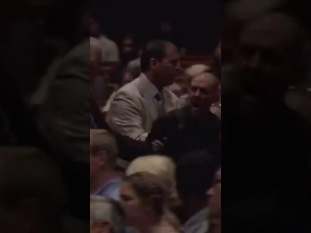John MacArthur publicly rebuked by a Scottish man ️