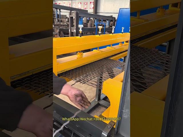 Hydraulic heavy duty Crimped wire mesh machine for Vibration screen #vibration #crimped